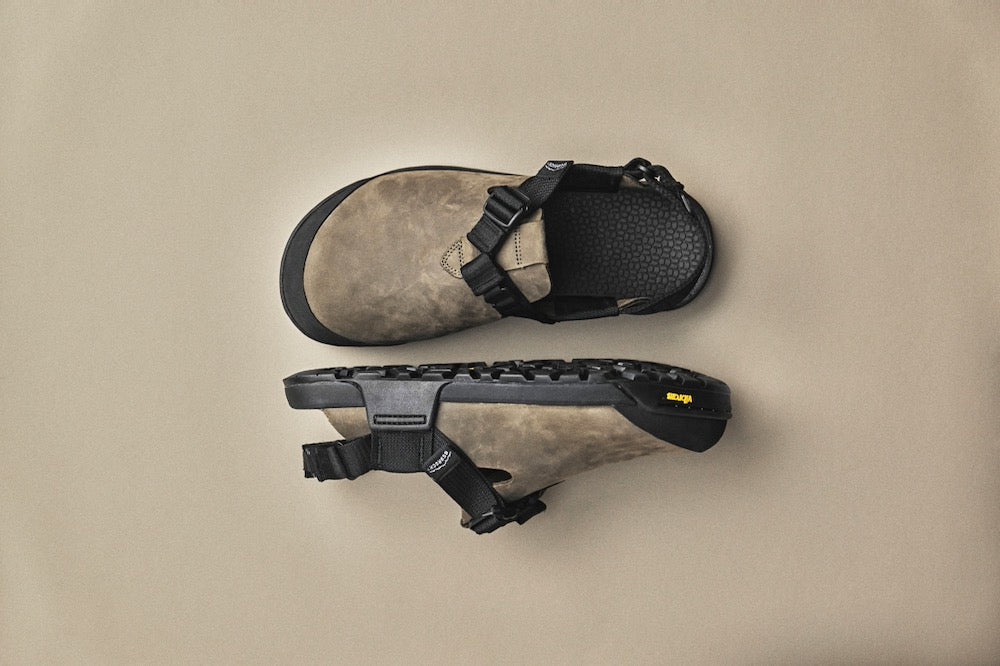 Tersumbat Gunung Batuan - Kulit Nubuck
