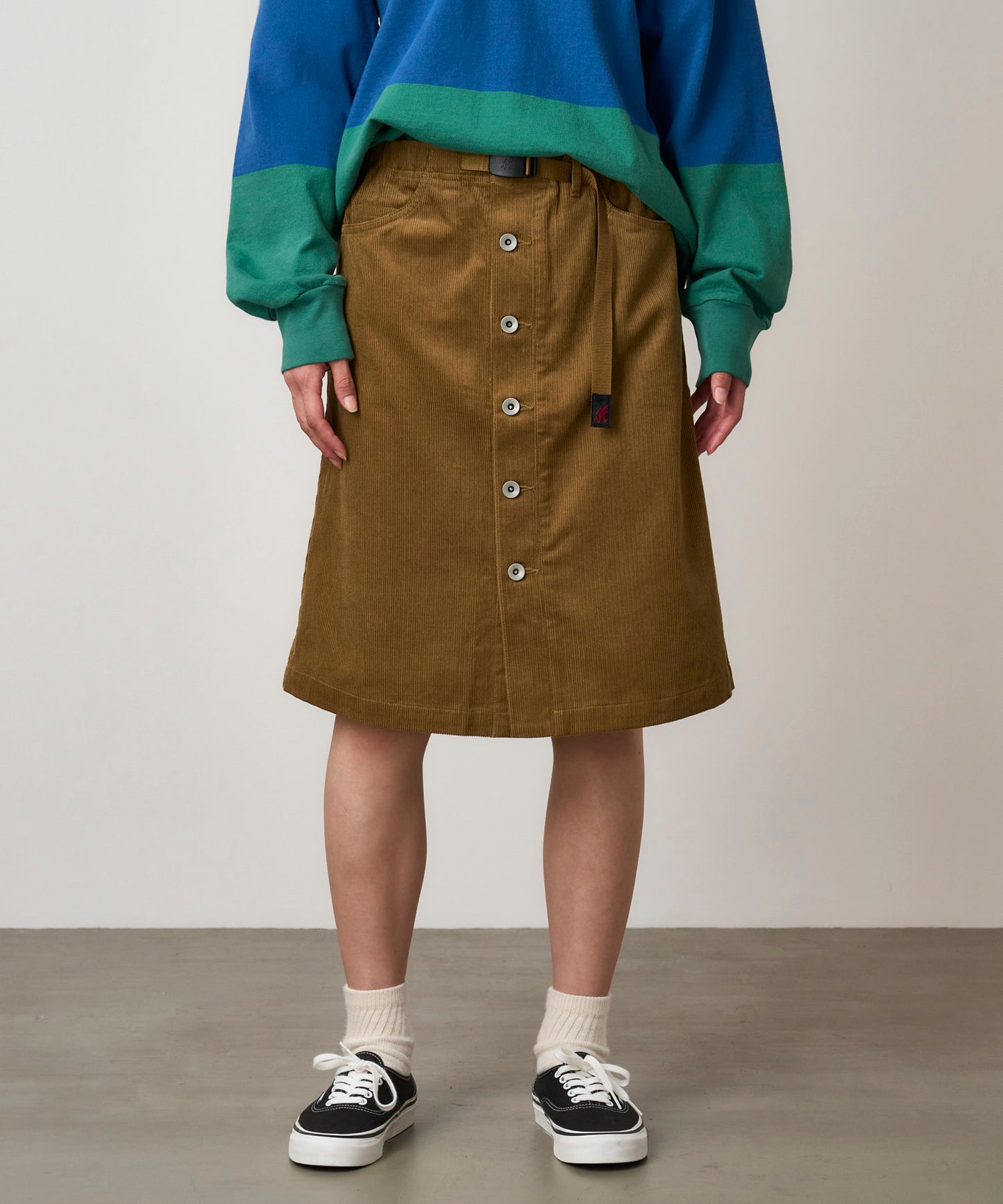 Skirt Midi Berbutang Gramicci