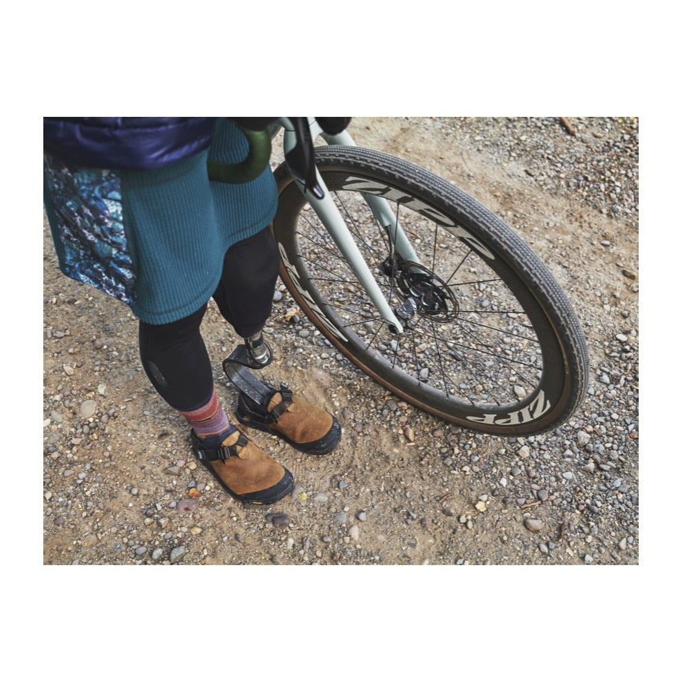 Tersumbat Gunung Batuan - Kulit Nubuck