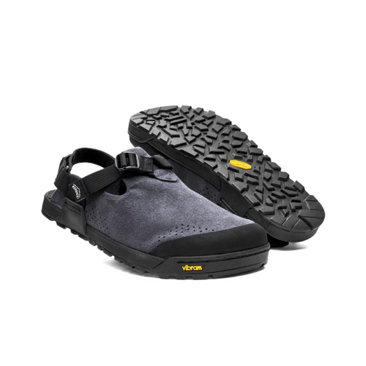 Tersumbat Gunung Batuan - Suede Sintetik
