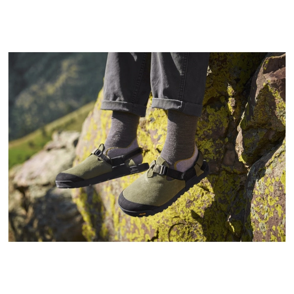 Tersumbat Gunung Batuan - Kulit Suede